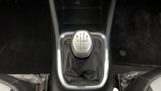 Used 2019 Renault Triber RXZ Petrol Manual interior GEAR  KNOB VIEW