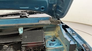 Used 2020 renault Kwid 1.0 RXT Opt Petrol Manual engine ENGINE LEFT SIDE HINGE & APRON VIEW