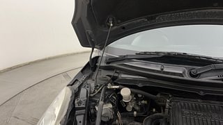 Used 2017 Maruti Suzuki Swift [2014-2017] VXI (O) Petrol Manual engine ENGINE RIGHT SIDE HINGE & APRON VIEW