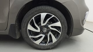 Used 2021 Toyota Glanza [2019-2022] V CVT Petrol Automatic tyres RIGHT FRONT TYRE RIM VIEW