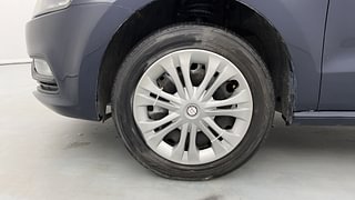 Used 2015 Volkswagen Polo [2014-2020] Comfortline 1.5 (D) Diesel Manual tyres LEFT FRONT TYRE RIM VIEW