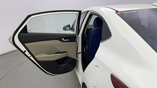 Used 2019 Hyundai Verna [2017-2020] 1.6 VTVT SX Petrol Manual interior LEFT REAR DOOR OPEN VIEW
