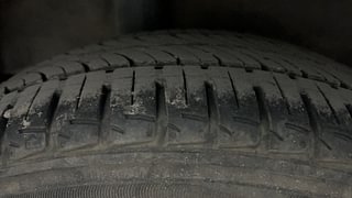 Used 2016 honda Jazz V Petrol Manual tyres RIGHT REAR TYRE TREAD VIEW