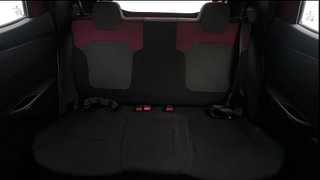 Used 2018 Renault Kwid [2015-2019] RXT Petrol Manual interior REAR SEAT CONDITION VIEW