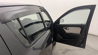 Used 2019 Maruti Suzuki Alto 800 [2019-2022] LXI Petrol Manual interior RIGHT FRONT DOOR OPEN VIEW