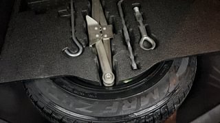 Used 2016 honda Jazz V Petrol Manual tyres SPARE TYRE VIEW