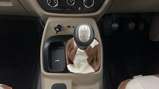 Used 2017 Mahindra TUV300 [2015-2020] T8 mHAWK100 Dual Tone Diesel Manual interior GEAR  KNOB VIEW