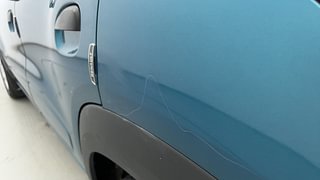 Used 2022 Renault Kwid RXL Opt Petrol Manual dents MINOR SCRATCH