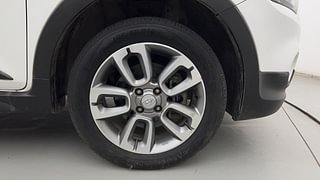 Used 2017 Hyundai i20 Active [2015-2020] 1.2 S Petrol Manual tyres RIGHT FRONT TYRE RIM VIEW