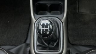 Used 2019 Maruti Suzuki Ignis [2017-2020] Zeta MT Petrol Petrol Manual interior GEAR  KNOB VIEW