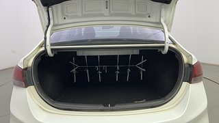 Used 2019 Hyundai Verna [2017-2020] 1.6 VTVT SX Petrol Manual interior DICKY INSIDE VIEW