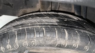 Used 2022 Renault Kwid Climber 1.0l SCE Petrol MT Petrol Manual tyres RIGHT REAR TYRE TREAD VIEW