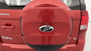 Used 2017 Mahindra TUV300 [2015-2020] T8 mHAWK100 Dual Tone Diesel Manual tyres SPARE TYRE VIEW