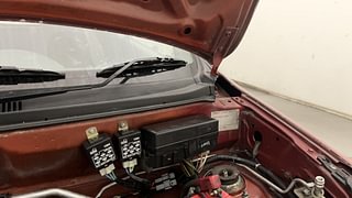 Used 2013 Maruti Suzuki Alto 800 [2012-2016] Lxi Petrol Manual engine ENGINE LEFT SIDE HINGE & APRON VIEW