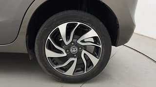 Used 2021 Toyota Glanza [2019-2022] V CVT Petrol Automatic tyres LEFT REAR TYRE RIM VIEW