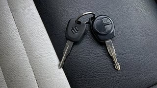 Used 2013 Maruti Suzuki Swift [2011-2017] VXi Petrol Manual extra CAR KEY VIEW