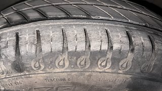 Used 2021 Renault Kwid CLIMBER 1.0 AMT Opt Petrol Automatic tyres LEFT FRONT TYRE TREAD VIEW
