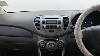 Used 2013 Hyundai i10 magna 1.1 Petrol Manual interior MUSIC SYSTEM & AC CONTROL VIEW