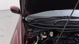 Used 2013 Honda City [2011-2014] 1.5 E MT Petrol Manual engine ENGINE RIGHT SIDE HINGE & APRON VIEW