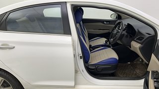 Used 2019 Hyundai Verna [2017-2020] 1.6 VTVT SX Petrol Manual interior RIGHT SIDE FRONT DOOR CABIN VIEW