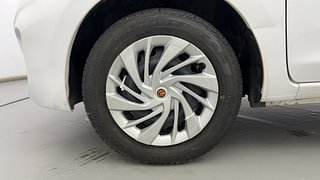 Used 2019 datsun GO T Petrol Manual tyres LEFT FRONT TYRE RIM VIEW