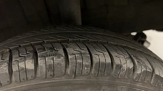 Used 2016 Renault Kwid [2015-2019] RXT Petrol Manual tyres LEFT REAR TYRE TREAD VIEW