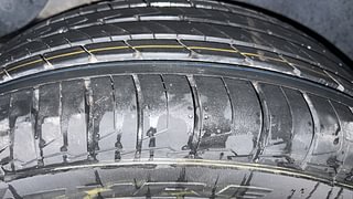 Used 2019 Hyundai Creta [2018-2020] 1.6 SX AT Diesel Automatic tyres RIGHT REAR TYRE TREAD VIEW