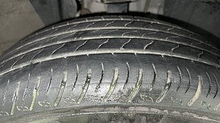 Used 2022 Renault Kiger RXT (O) AMT Petrol Automatic tyres RIGHT FRONT TYRE TREAD VIEW