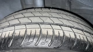 Used 2021 Tata Altroz XZ Turbo 1.2 Petrol Manual tyres RIGHT REAR TYRE TREAD VIEW