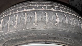 Used 2019 Hyundai Xcent S Petrol Manual tyres RIGHT FRONT TYRE TREAD VIEW