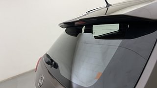 Used 2022 Nissan Magnite XE Petrol Manual top_features Rear defogger