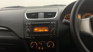Used 2017 Maruti Suzuki Swift [2014-2017] VXI (O) Petrol Manual interior MUSIC SYSTEM & AC CONTROL VIEW