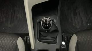 Used 2022 Nissan Magnite XE Petrol Manual interior GEAR  KNOB VIEW
