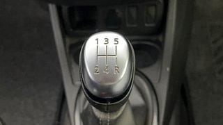 Used 2021 Renault Duster [2020-2022] RXZ Petrol Petrol Manual interior GEAR  KNOB VIEW