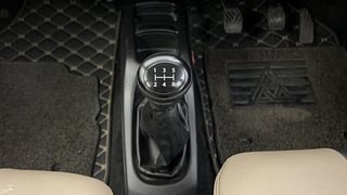Used 2018 Maruti Suzuki Wagon R 1.0 [2013-2019] LXi CNG Petrol+cng Manual interior GEAR  KNOB VIEW