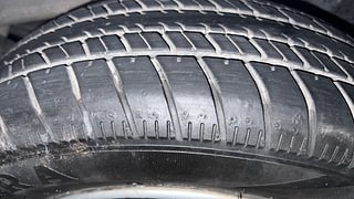 Used 2014 Hyundai Grand i10 [2013-2017] Asta 1.2 Kappa VTVT Petrol Manual tyres LEFT REAR TYRE TREAD VIEW