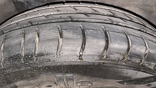 Used 2013 Hyundai i10 magna 1.1 Petrol Manual tyres LEFT REAR TYRE TREAD VIEW