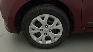 Used 2015 Hyundai Grand i10 Sportz 1.2 Kappa VTVT Petrol Manual tyres LEFT FRONT TYRE RIM VIEW