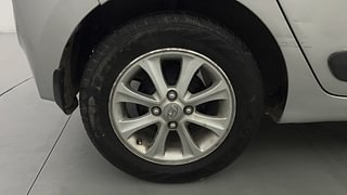 Used 2014 Hyundai Grand i10 [2013-2017] Asta 1.2 Kappa VTVT Petrol Manual tyres RIGHT REAR TYRE RIM VIEW