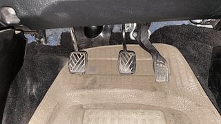 Used 2013 Maruti Suzuki Swift [2011-2017] VXi Petrol Manual interior PEDALS VIEW