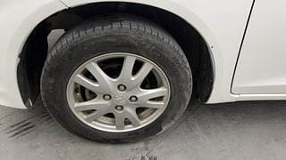 Used 2015 Honda Brio [2011-2016] VX MT Petrol Manual tyres LEFT FRONT TYRE RIM VIEW