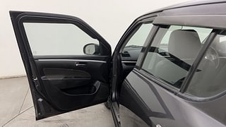 Used 2017 Maruti Suzuki Swift [2014-2017] VXI (O) Petrol Manual interior LEFT FRONT DOOR OPEN VIEW