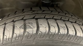 Used 2018 Maruti Suzuki Wagon R 1.0 [2015-2019] VXI AMT Petrol Automatic tyres LEFT FRONT TYRE TREAD VIEW