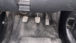 Used 2017 Honda BR-V [2016-2020] VX MT Petrol Petrol Manual interior PEDALS VIEW
