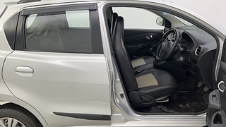 Used 2018 Datsun GO [2014-2019] T Petrol Manual interior RIGHT SIDE FRONT DOOR CABIN VIEW