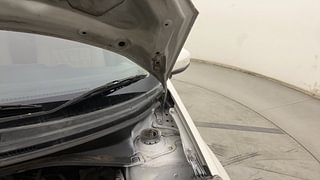 Used 2015 Honda Brio [2011-2016] VX MT Petrol Manual engine ENGINE LEFT SIDE HINGE & APRON VIEW