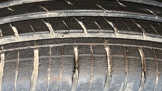 Used 2021 Renault Duster [2020-2022] RXZ Petrol Petrol Manual tyres LEFT FRONT TYRE TREAD VIEW