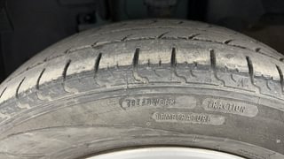 Used 2020 renault Kwid 1.0 RXT Opt Petrol Manual tyres LEFT FRONT TYRE TREAD VIEW