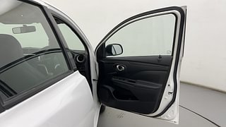 Used 2019 datsun GO T Petrol Manual interior RIGHT FRONT DOOR OPEN VIEW