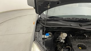 Used 2018 Maruti Suzuki Wagon R 1.0 [2015-2019] VXI AMT Petrol Automatic engine ENGINE RIGHT SIDE HINGE & APRON VIEW